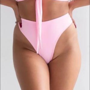 437 swim NWT AUBREY bottom in CANDY